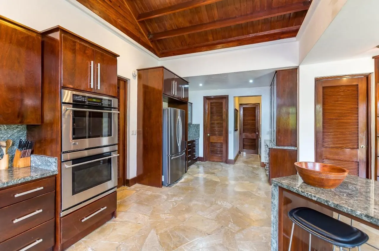 Unique Villa With Ocean And River Views - Staff & Golf Carts La Romana