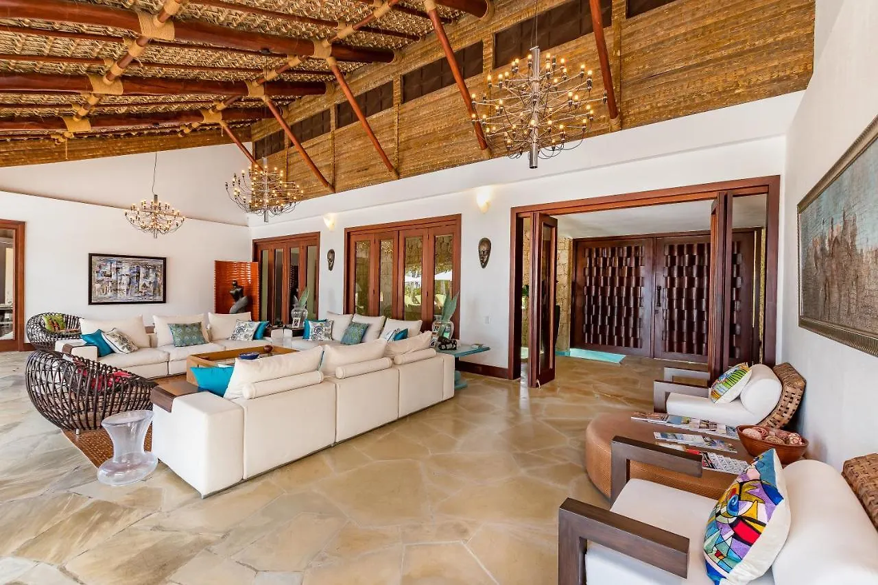 Unique Villa With Ocean And River Views - Staff & Golf Carts La Romana