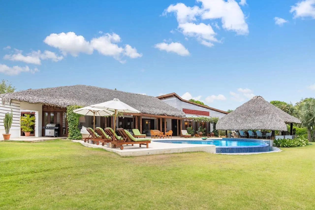Unique Villa With Ocean And River Views - Staff & Golf Carts La Romana 0*,
