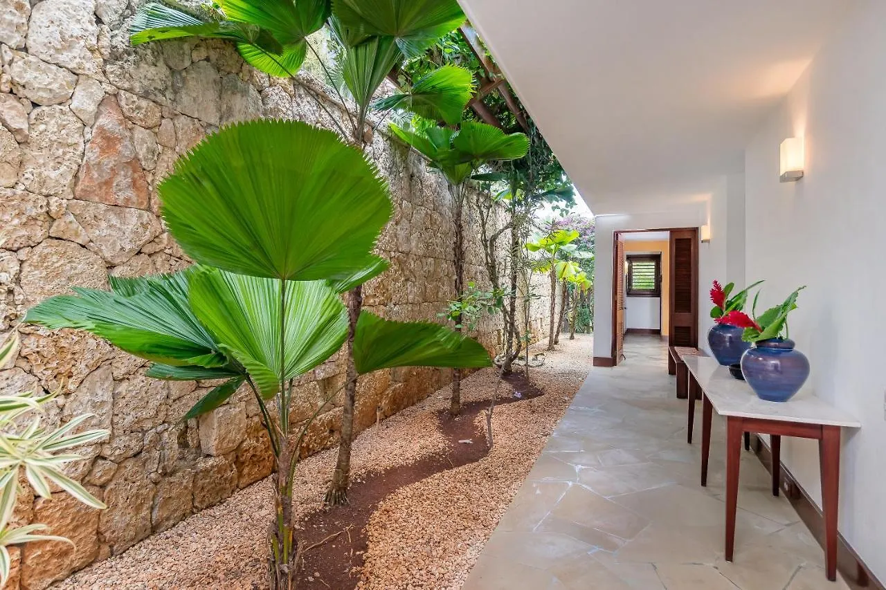 Unique Villa With Ocean And River Views - Staff & Golf Carts La Romana